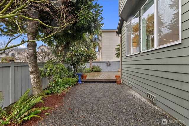 319 Shadow Place SE, Renton, WA 98059