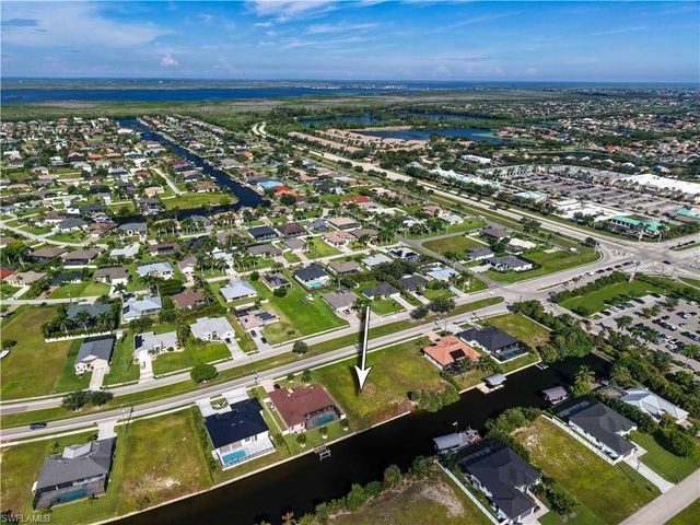 2517 Surfside BLVD, Cape Coral, FL 33914