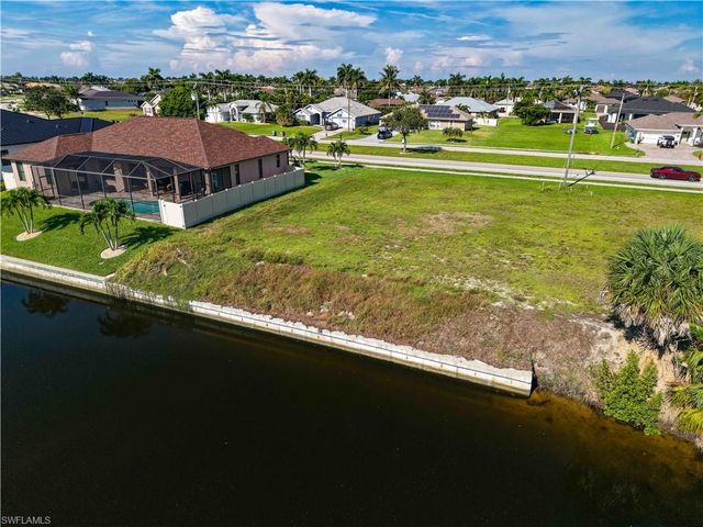 2517 Surfside BLVD, Cape Coral, FL 33914