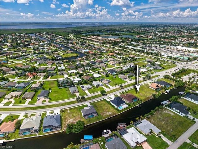 2517 Surfside BLVD, Cape Coral, FL 33914