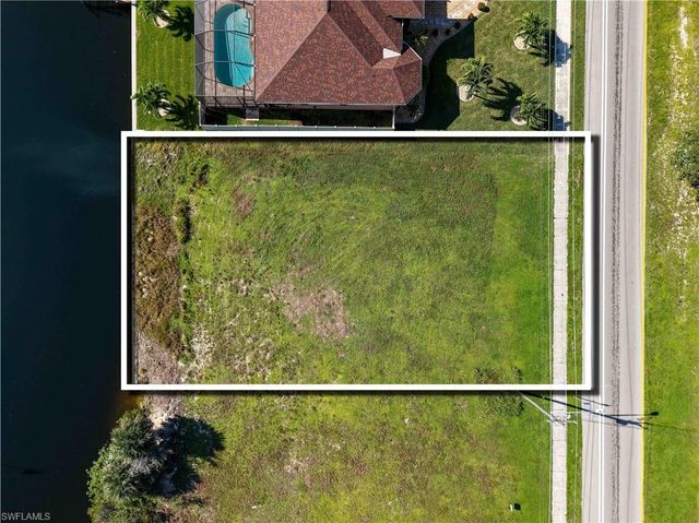 2517 Surfside BLVD, Cape Coral, FL 33914