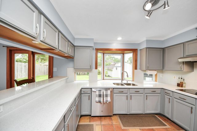 16007 Glenbrook Knoll Lane, Houston, TX 77095