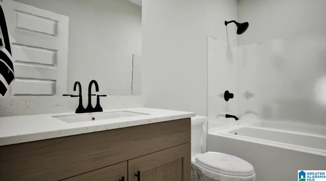 1512 CHERRYWOOD AVE, Alabaster, AL 35007