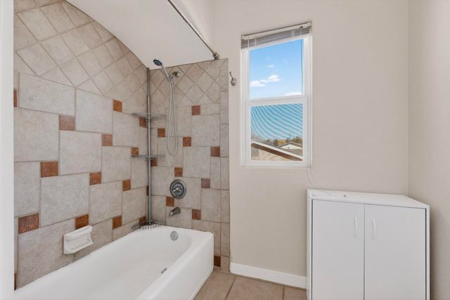 227 MONTE LARGO Drive NE, Albuquerque, NM 87123