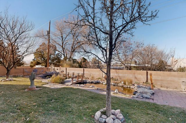 227 MONTE LARGO Drive NE, Albuquerque, NM 87123