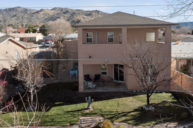 227 MONTE LARGO Drive NE, Albuquerque, NM 87123