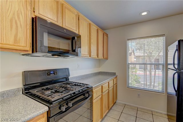 4221 Silver Magic Court, Las Vegas, NV 89129
