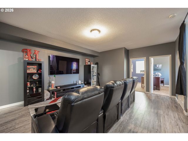 3924 Ne HAYES St, Camas, WA 98607