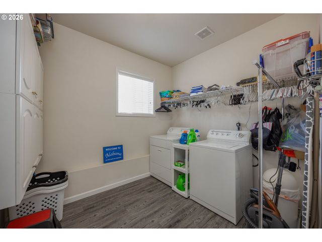 3924 Ne HAYES St, Camas, WA 98607