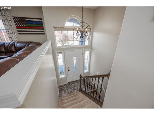 3924 Ne HAYES St, Camas, WA 98607