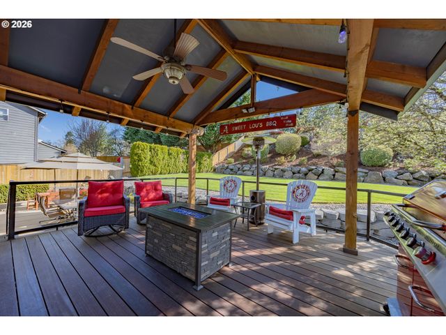 3924 Ne HAYES St, Camas, WA 98607