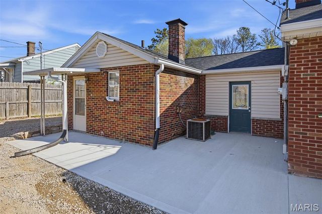 1108 N Belt W, Swansea, IL 62226