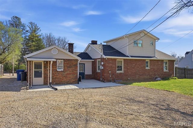 1108 N Belt W, Swansea, IL 62226