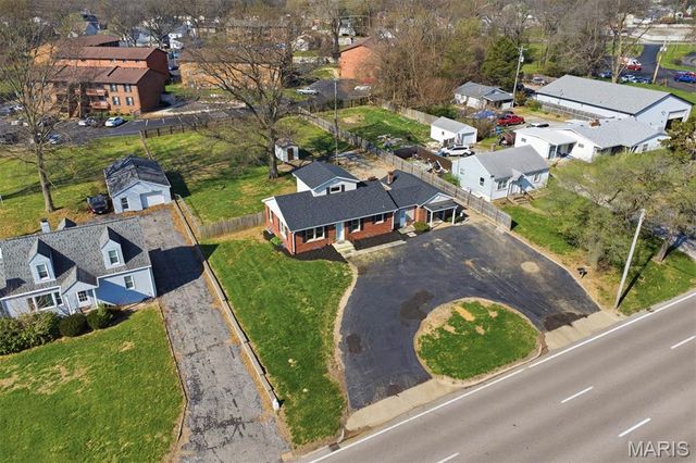 1108 N Belt W, Swansea, IL 62226
