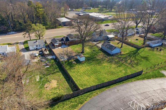 1108 N Belt W, Swansea, IL 62226