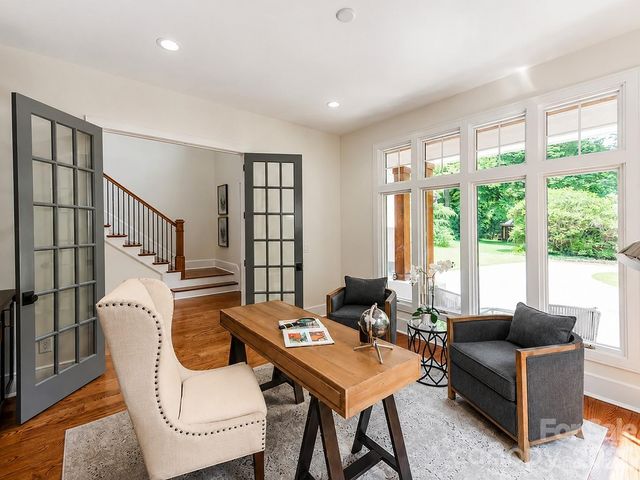 3032 Northampton Drive, Charlotte, NC 28210
