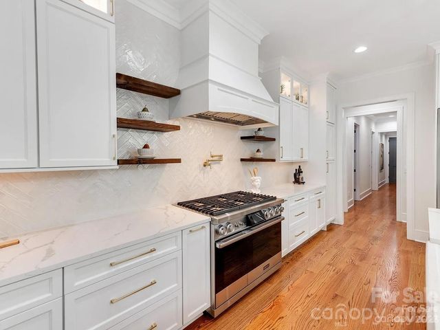 3032 Northampton Drive, Charlotte, NC 28210