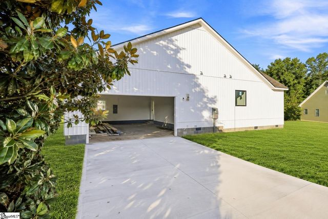 403 Anderson Avenue, Westminster, SC 29693