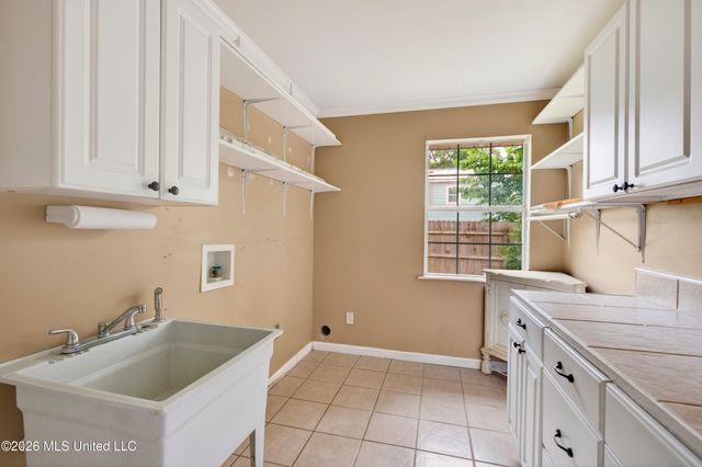 1540 Waveland Avenue, Waveland, MS 39576