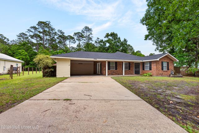 1540 Waveland Avenue, Waveland, MS 39576