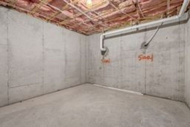 303 Buckwood Ln, Thompsons Station, TN 37179