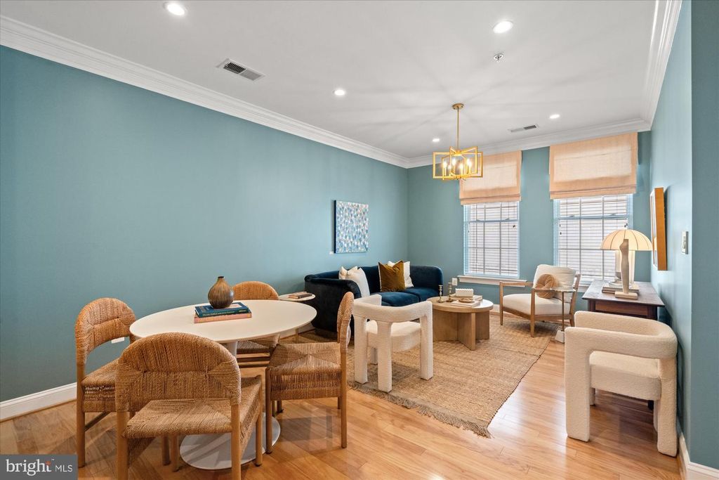 1023 N ROYAL ST #203, Alexandria, VA 22314