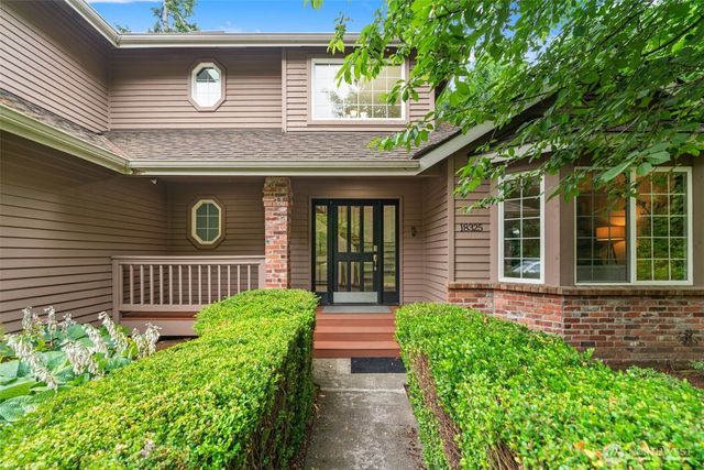 18325 214th Ave NE, Woodinville, WA 98077