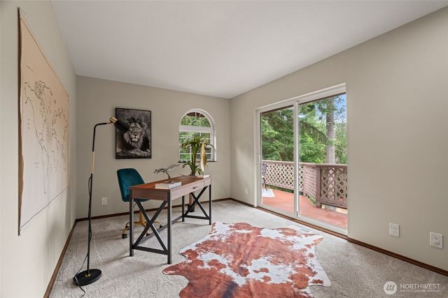 18325 214th Ave NE, Woodinville, WA 98077