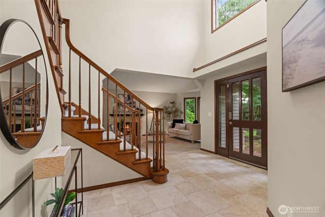18325 214th Ave NE, Woodinville, WA 98077