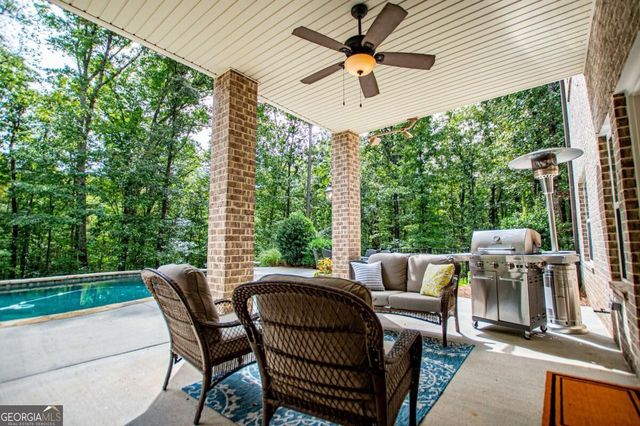 200 Cranston Court, Carrollton, GA 30117