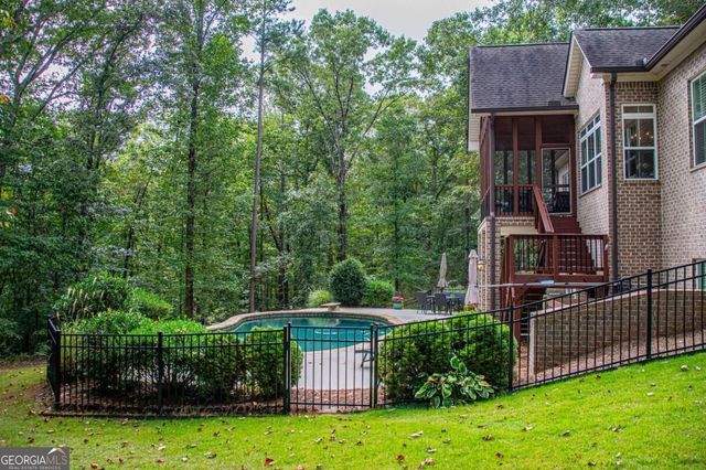 200 Cranston Court, Carrollton, GA 30117