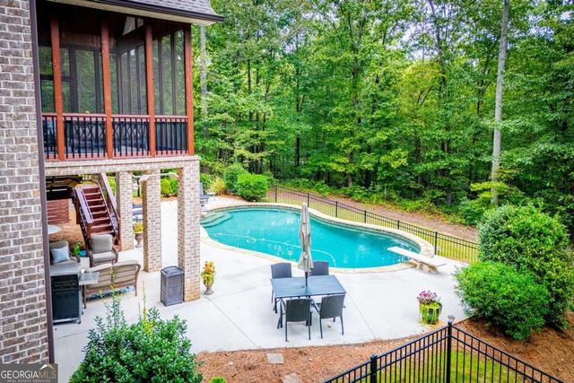 200 Cranston Court, Carrollton, GA 30117