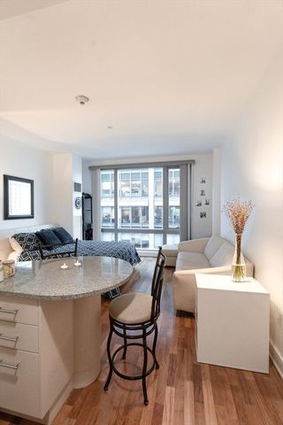 500 Atlantic Avenue 15Q, Boston, MA 02110