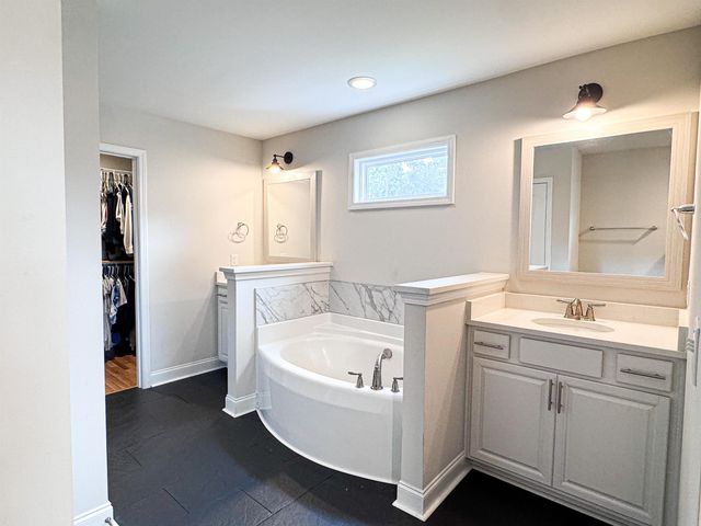1004 Maccoa Dr., Conway, SC 29526