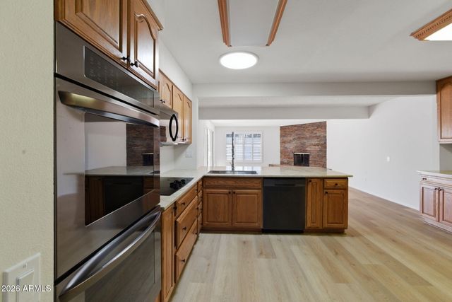 9875 W MAGNOLIA Court, Sun City, AZ 85373