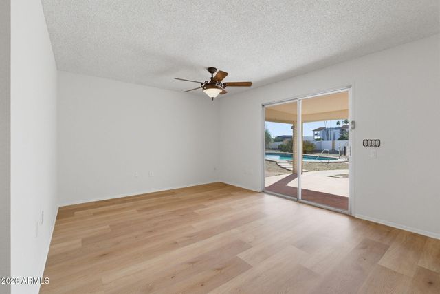 9875 W MAGNOLIA Court, Sun City, AZ 85373