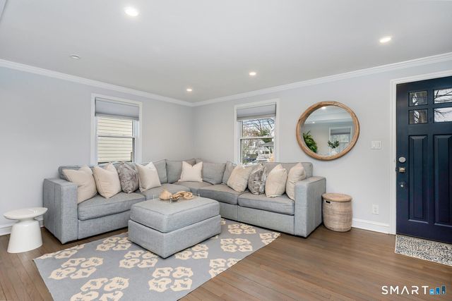 16 Fairfield Avenue, Darien, CT 06820