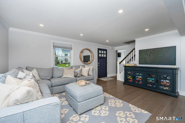 16 Fairfield Avenue, Darien, CT 06820