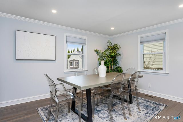 16 Fairfield Avenue, Darien, CT 06820