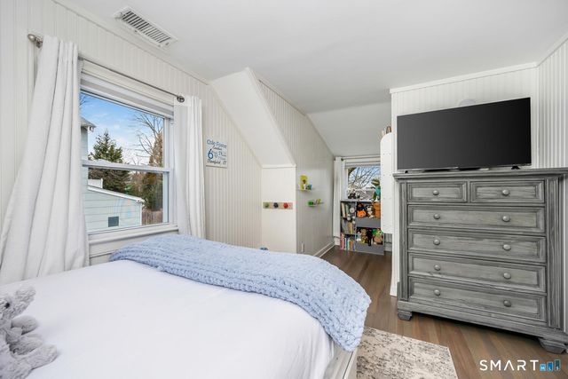 16 Fairfield Avenue, Darien, CT 06820