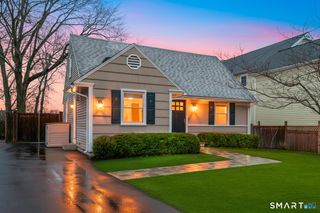 16 Fairfield Avenue, Darien, CT 06820