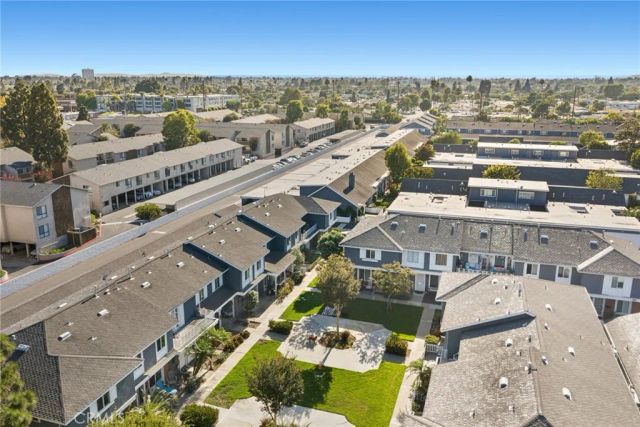 116 Brookline, Costa Mesa, CA 92626