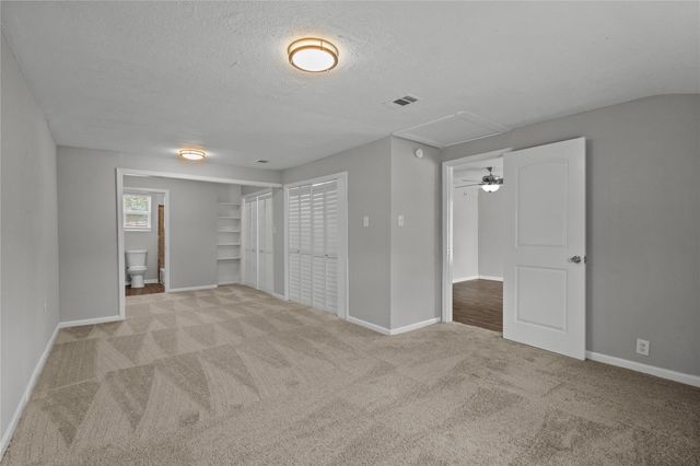 5931 Southville Street, Houston, TX 77033