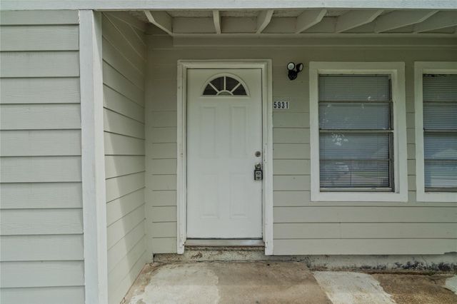 5931 Southville Street, Houston, TX 77033