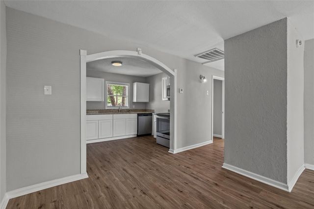5931 Southville Street, Houston, TX 77033