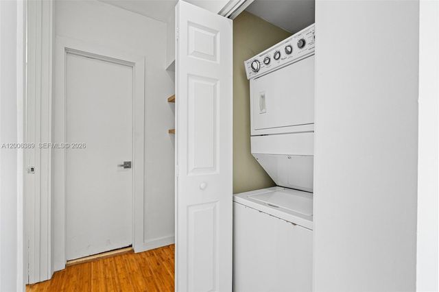 7930 Tatum Waterway Dr S20, Miami Beach, FL 33141