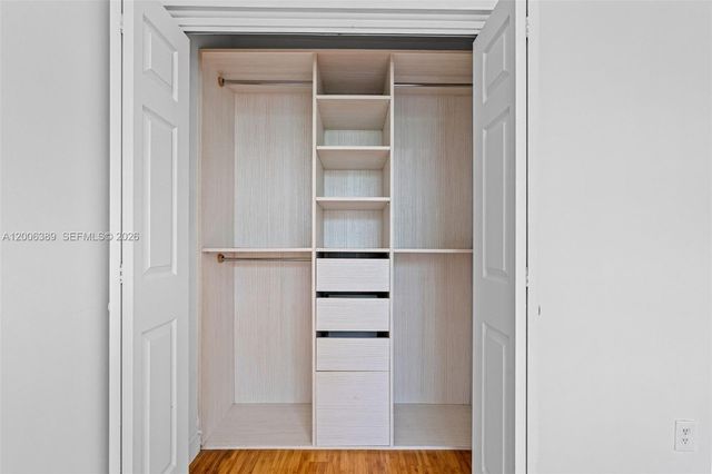 7930 Tatum Waterway Dr S20, Miami Beach, FL 33141