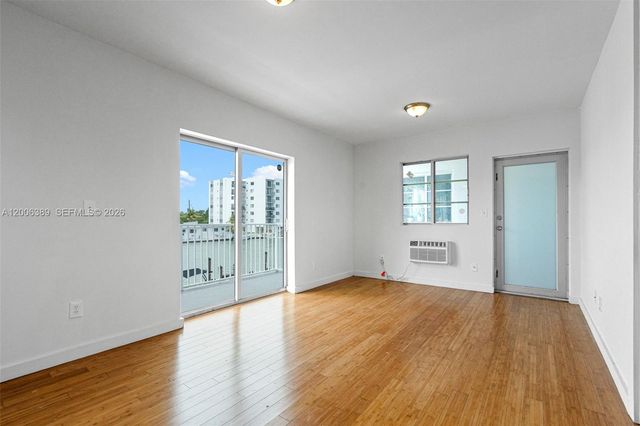 7930 Tatum Waterway Dr S20, Miami Beach, FL 33141