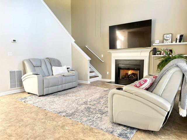 717 Terrace Creek Dr, Duncan, SC 29334