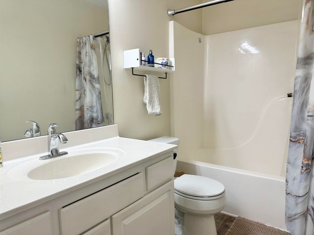 717 Terrace Creek Dr, Duncan, SC 29334